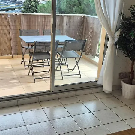 La Maison Du Mail, T2, Wifi, 300m De La Apartmán Agde